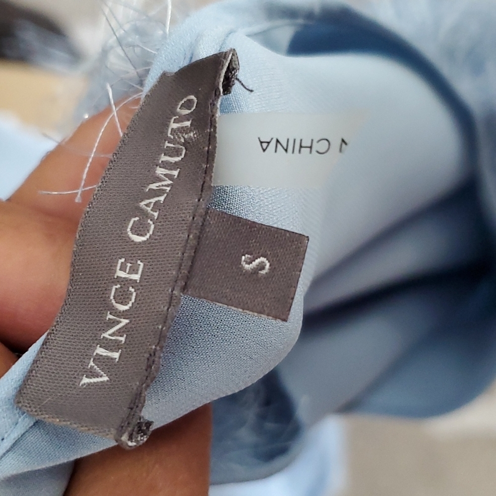 Vince Camuto Ice blue furry tank top - Picture 7 of 8